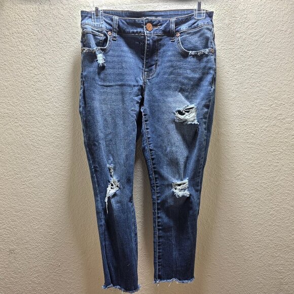 Maurices Distressed Skinny Capri Jeans - Size 6‎ - Picture 1 of 10